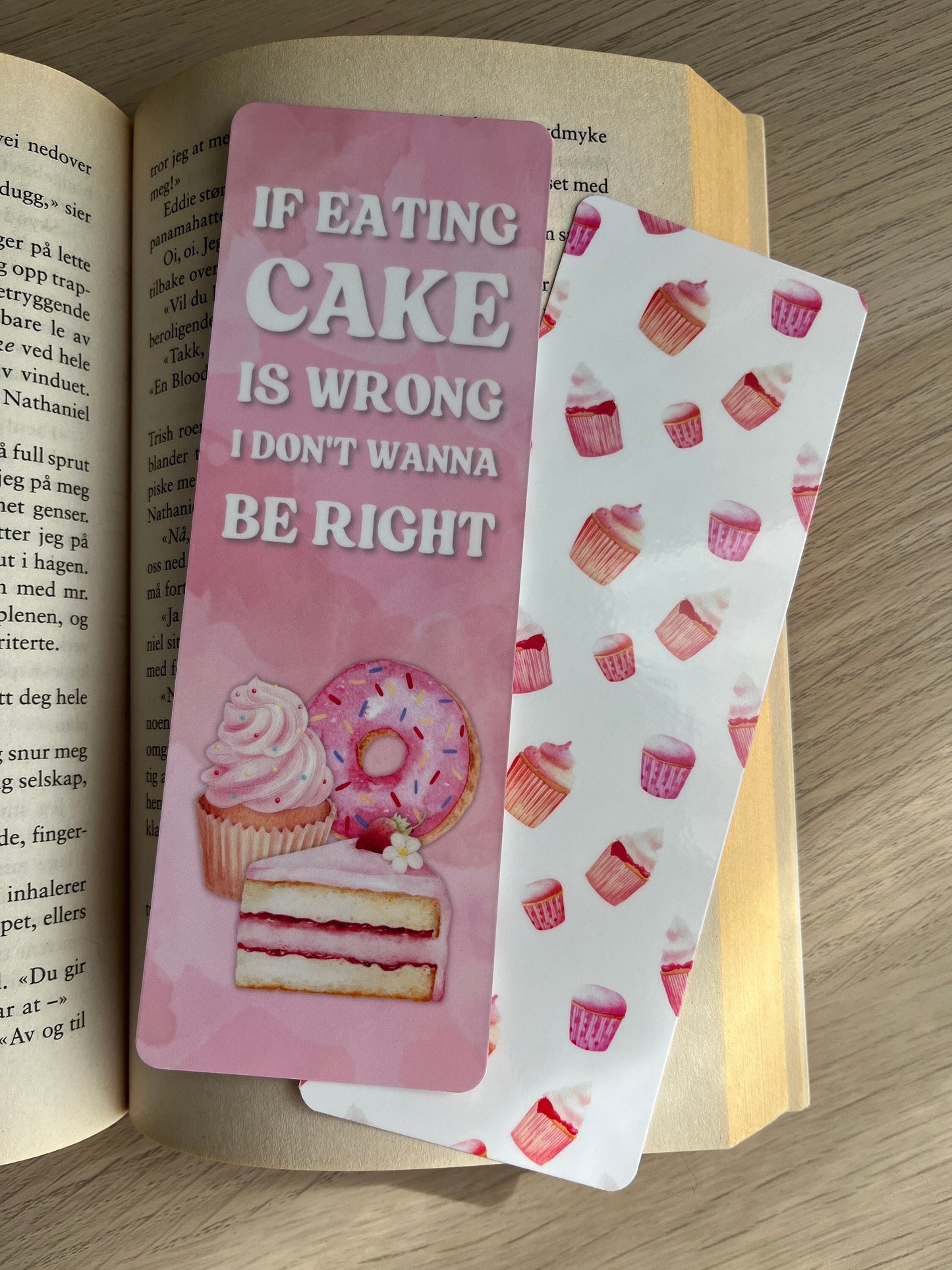 Gilmore Girls Bookmark with Watercolor Art "If Eating Cake Is Wrong I Don't Wanna Be Right" Quote by Lorelai Gilmore, Handcrafted Cute Gift