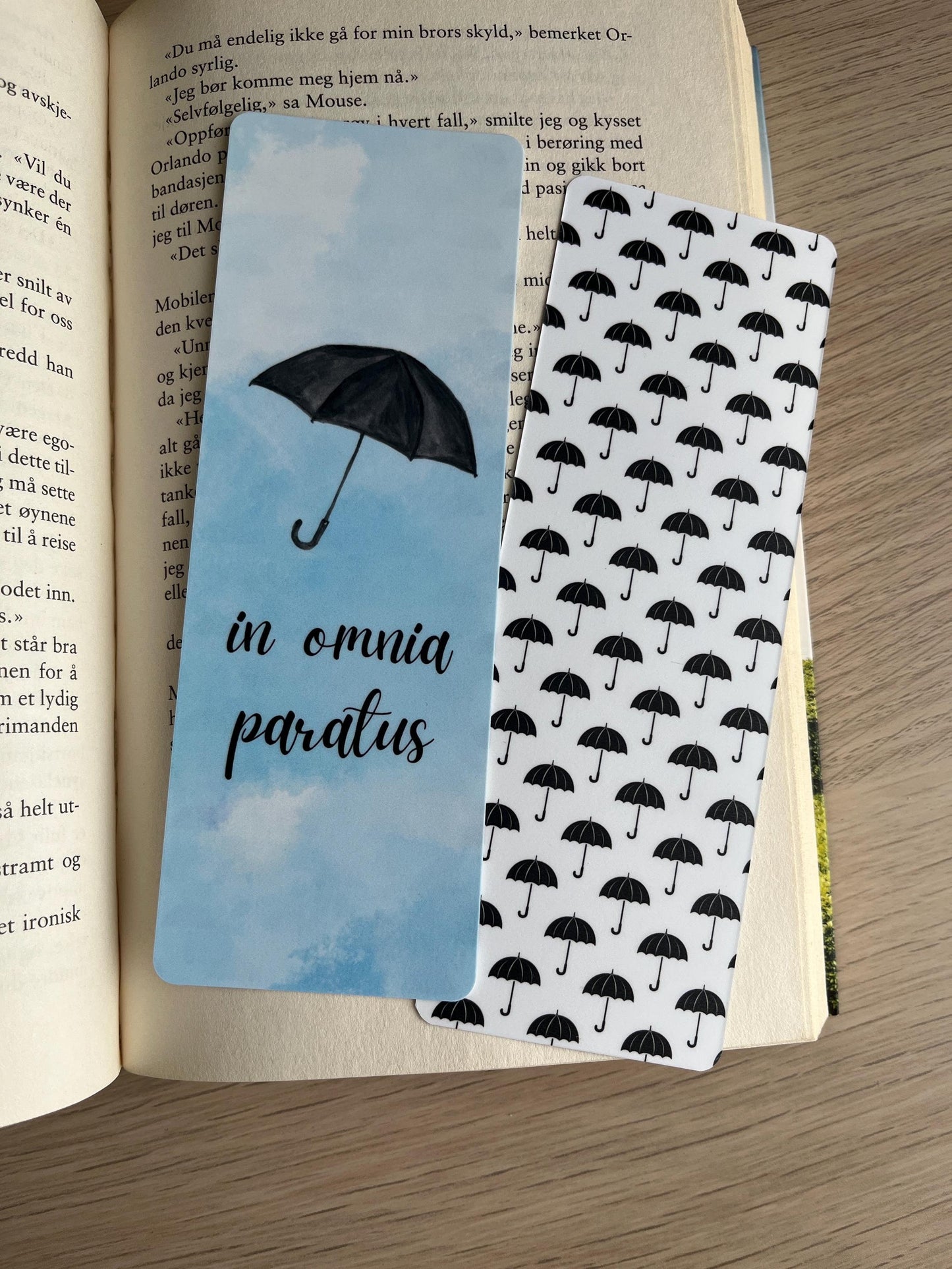 Gilmore Girls Handcrafted Matte Bookmark: Bring the Stars Hollow Magic With You. "In Omnia Paratus"